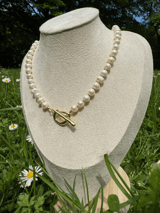 Classic Antique Pearl Necklace