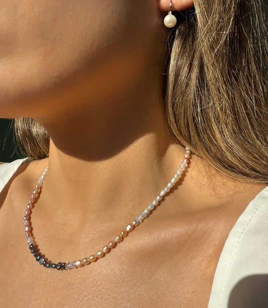 Rose Lily Pearl Necklace