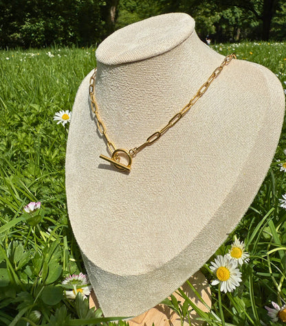 Gold Front Opening Chain