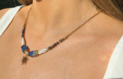 Pearlys' Night Necklace
