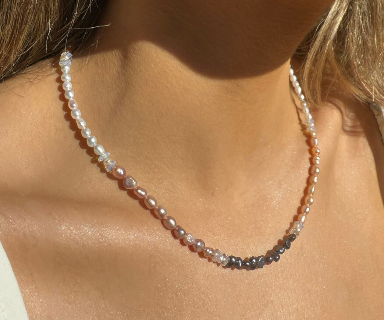 Rose Lily Pearl Necklace